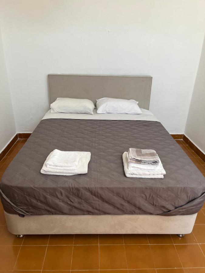 Madoupa Beach Apartments ออร์นอส ภายนอก รูปภาพ